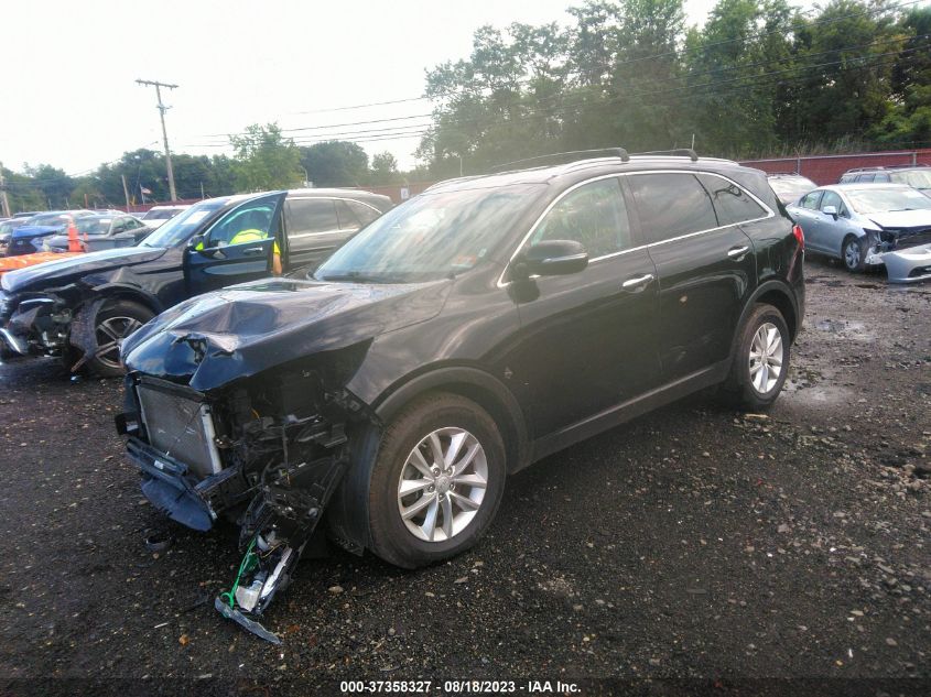 2018 KIA SORENTO LX V6 - 5XYPG4A52JG375959