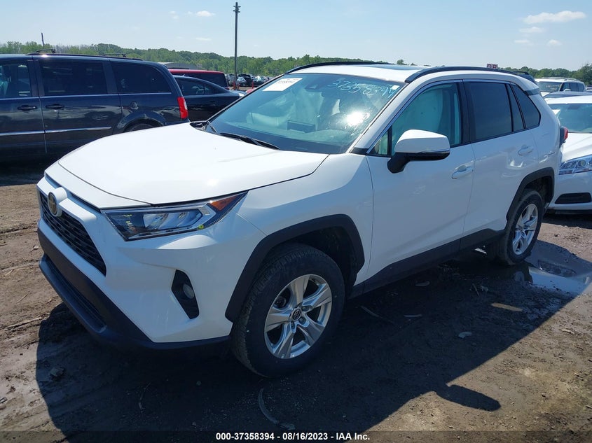 VIN 2T3P1RFV2MW177413 2021 TOYOTA RAV4 XLE