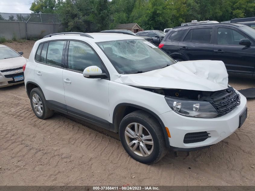 2016 VOLKSWAGEN TIGUAN S - WVGBV7AX4GW597882