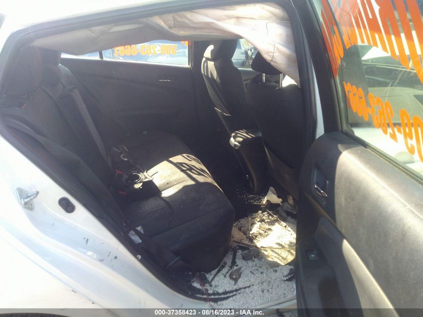 2016 TOYOTA PRIUS TWO - JTDKBRFU7G3013404