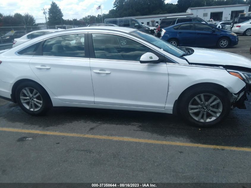 2015 HYUNDAI SONATA 2.4L SE - 5NPE24AF3FH039011