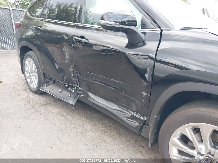 2023 Toyota Highlander - 5TDXBRCH9PS582847