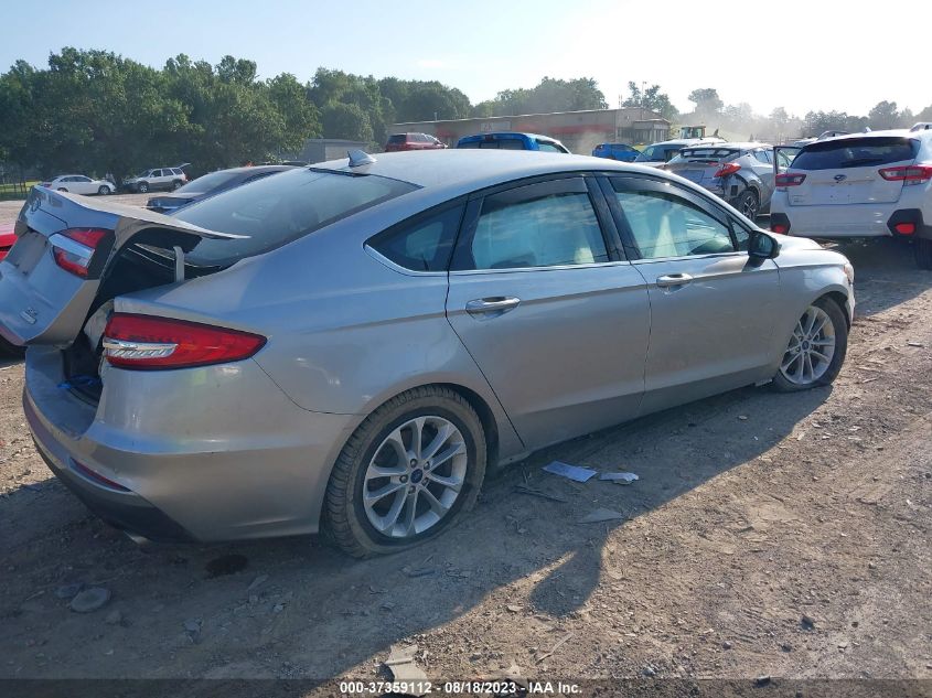 2020 FORD FUSION SE - 3FA6P0HD6LR186411