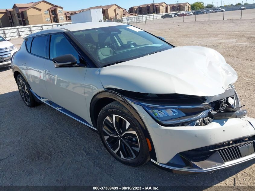 2022 KIA EV6 LIGHT/WIND/GT LINE - KNDC34LA2N5031261