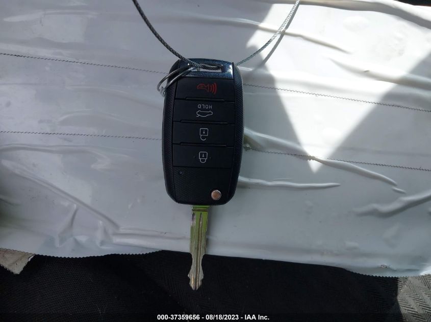 2016 KIA FORTE LX - KNAFK4A61G5555032