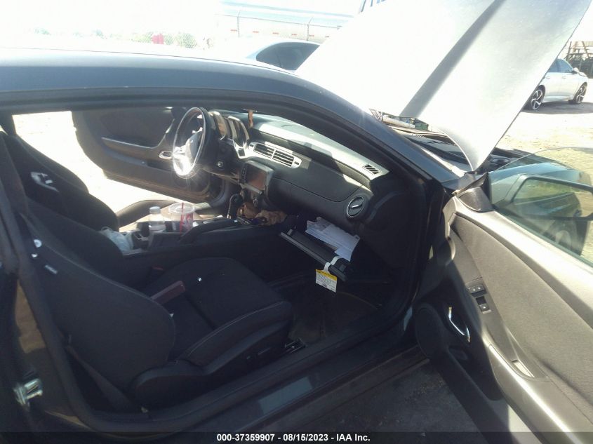 2013 CHEVROLET CAMARO LT - 2G1FB1E37D9179526