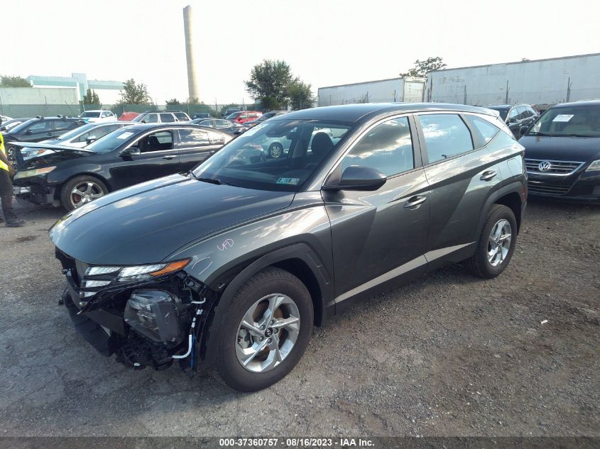 5NMJACAE2PH234308 Hyundai Tucson SE 2