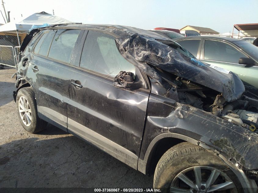 2018 VOLKSWAGEN TIGUAN LIMITED WVGAV7AX4JK001079