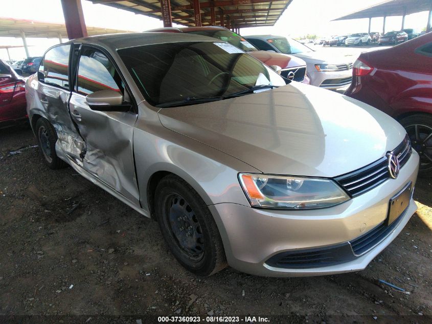 2013 VOLKSWAGEN JETTA SEDAN SE - 3VWDP7AJ0DM248259