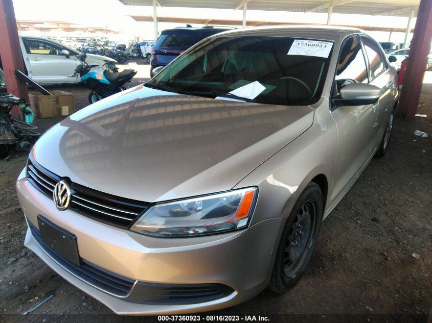 2013 VOLKSWAGEN JETTA SEDAN SE - 3VWDP7AJ0DM248259