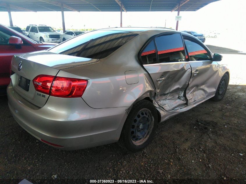 2013 VOLKSWAGEN JETTA SEDAN SE - 3VWDP7AJ0DM248259