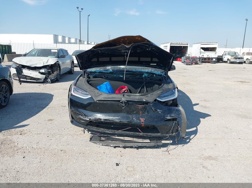 VIN 7SAXCBE56PF381941 2023 TESLA MODEL X