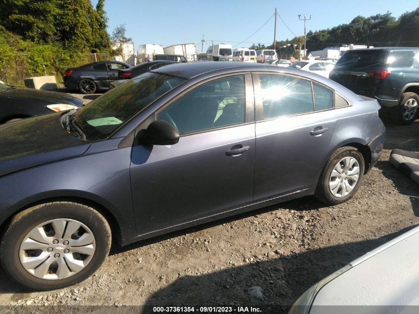 2013 CHEVROLET CRUZE LS - 1G1PA5SG2D7162673