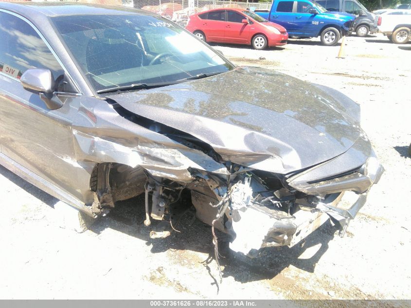 2019 TOYOTA CAMRY LE/SE/XLE/L - 4T1B11HK5KU801354