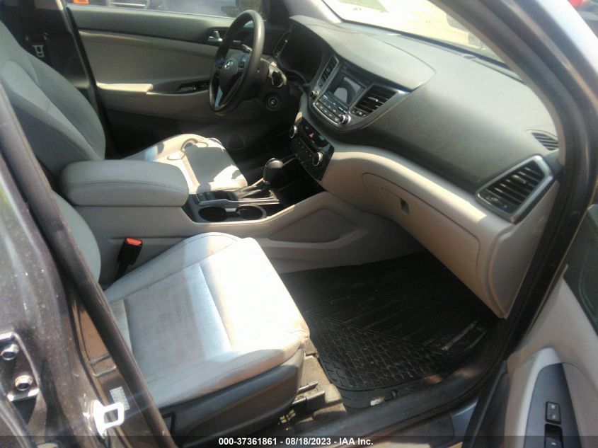 2017 HYUNDAI TUCSON SE - KM8J33A44HU261016