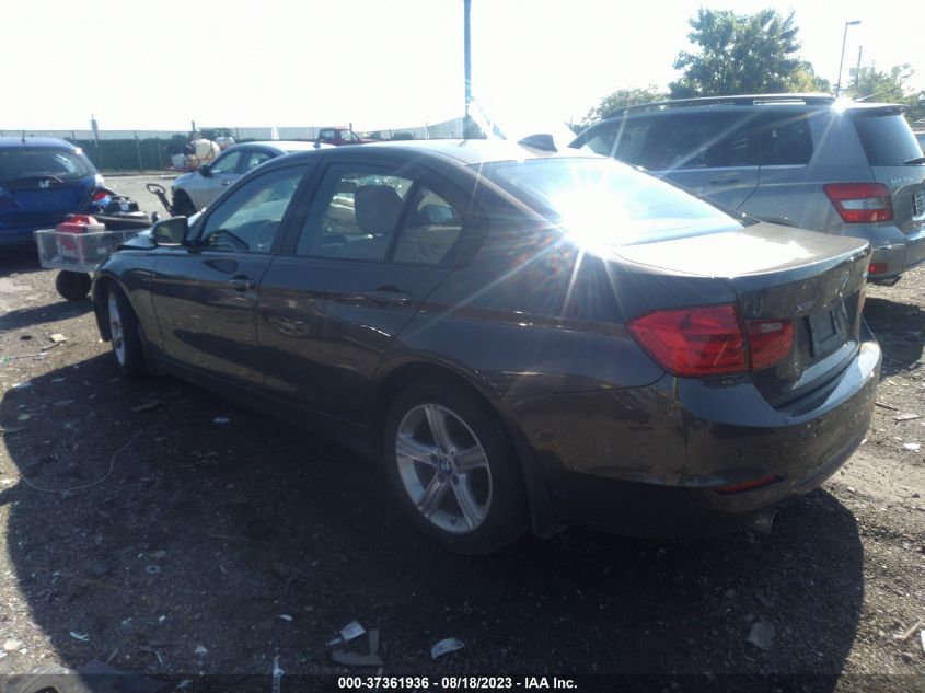 2014 BMW 3 SERIES 320I XDRIVE - WBA3C3G5XENR25755