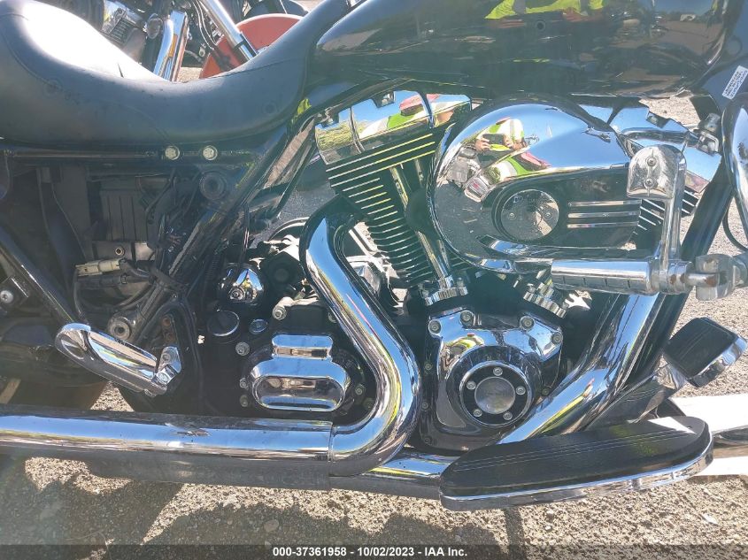 2014 HARLEY-DAVIDSON FLHX STREET GLIDE - 1HD1KBM1XEB713379
