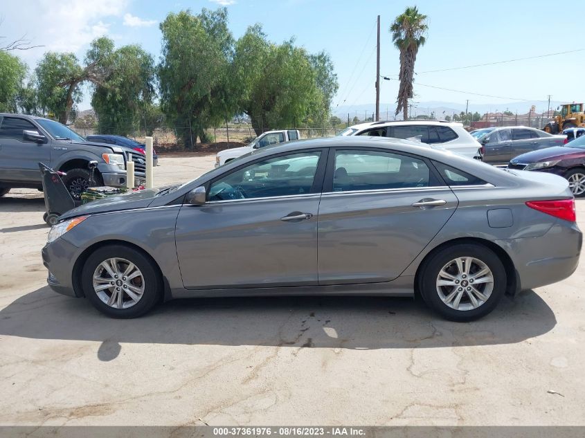 2013 HYUNDAI SONATA GLS - 5NPEB4AC2DH556416