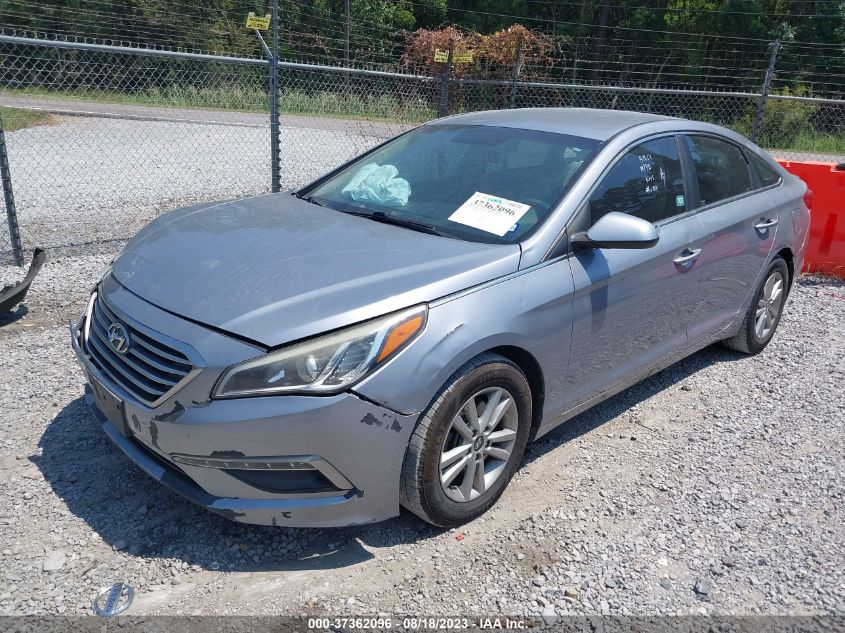 2015 HYUNDAI SONATA 2.4L SE - 5NPE24AF7FH132310