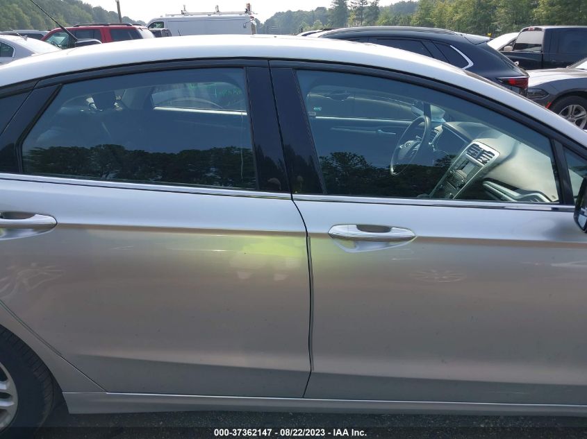 2015 FORD FUSION SE - 3FA6P0H71FR115891