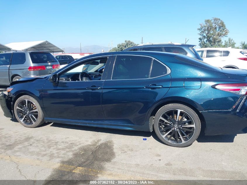 2018 TOYOTA CAMRY XSE - 4T1B61HK4JU575940