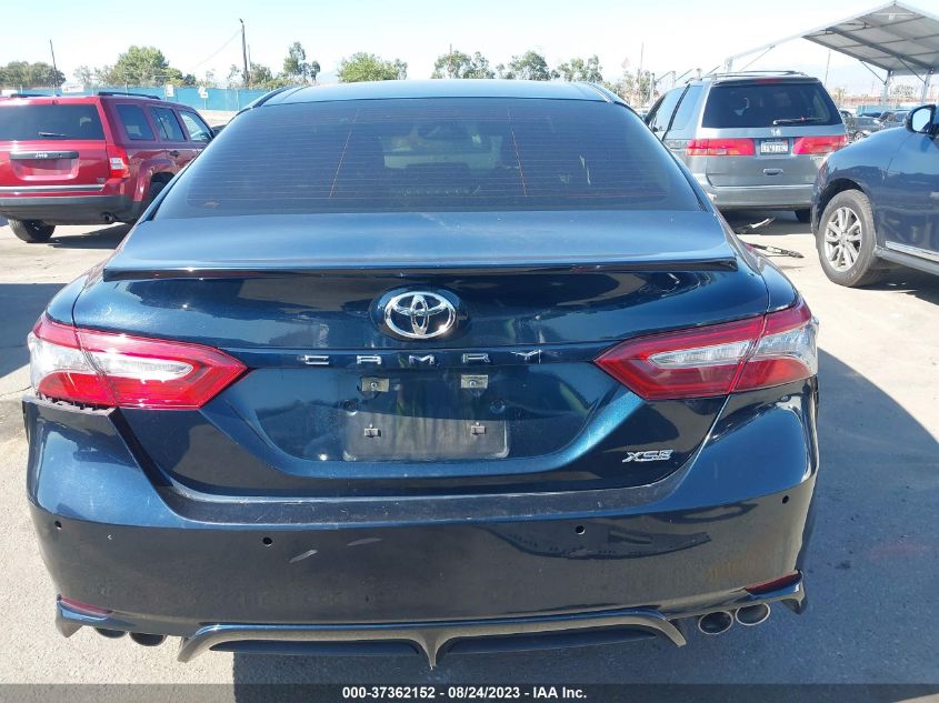 2018 TOYOTA CAMRY XSE - 4T1B61HK4JU575940