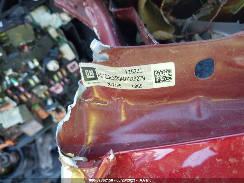 VIN KL7CJLSB0MB329279 2021 CHEVROLET TRAX LT
