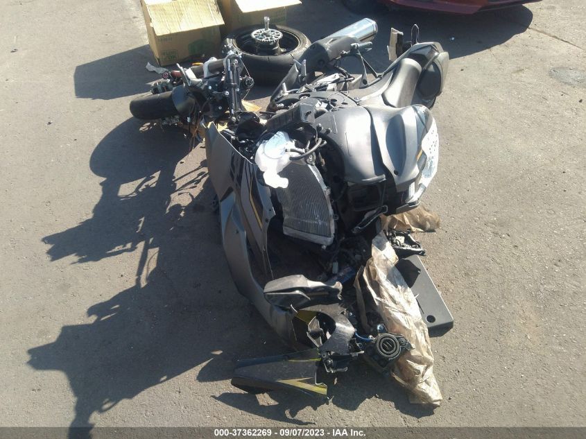 2023 KAWASAKI ZX1002 M JKBZXVM1XPA004957