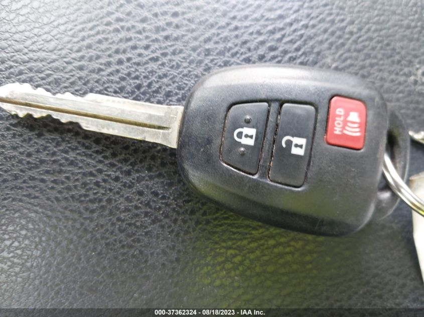 2017 TOYOTA RAV4 LE - JTMZFREV3HJ128706