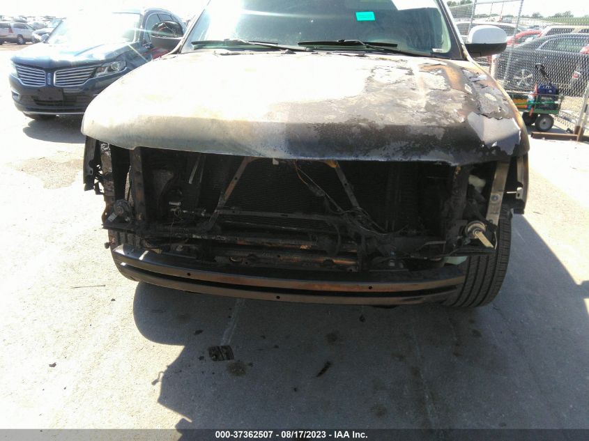 2013 CHEVROLET SUBURBAN 1500 LT - 1GNSCJE06DR248938