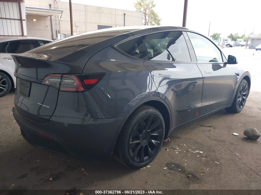 VIN 7SAYGDEE8NF561634 2022 TESLA MODEL Y