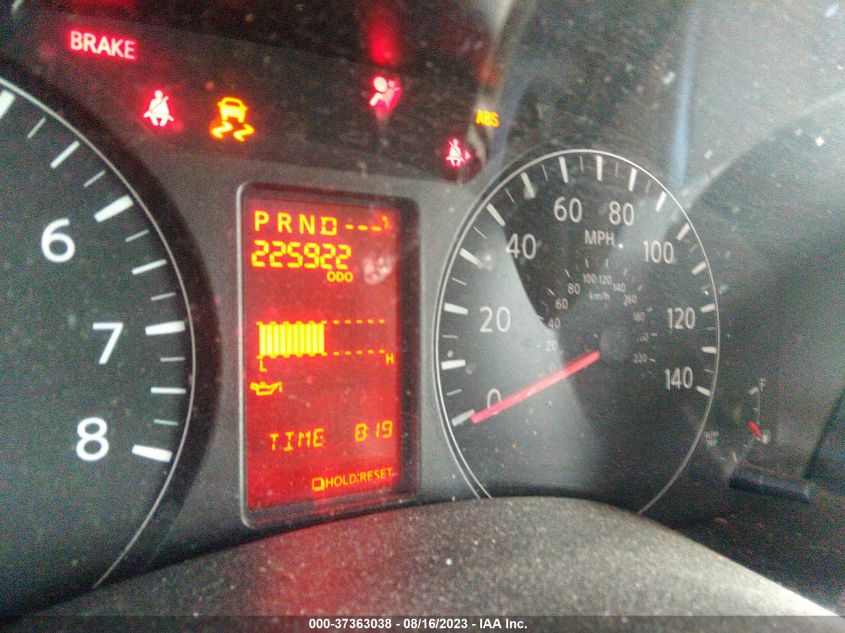 2014 NISSAN NV SV 1N6BF0KX3EN104345
