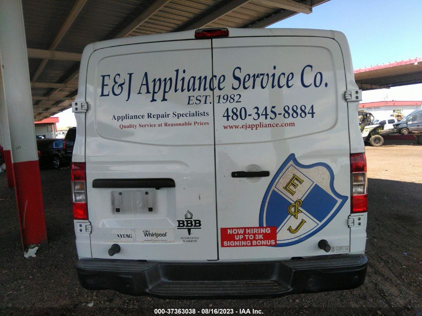 2014 NISSAN NV SV 1N6BF0KX3EN104345