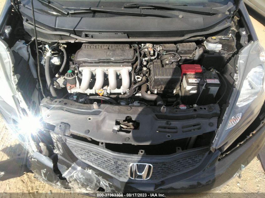 2013 HONDA FIT - JHMGE8H35DC083263