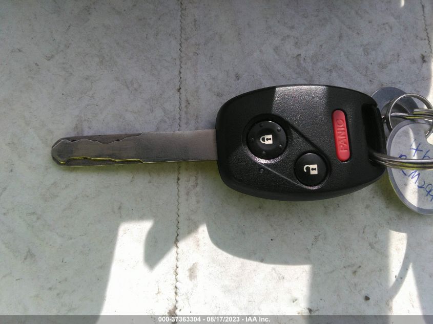 2013 HONDA FIT - JHMGE8H35DC083263