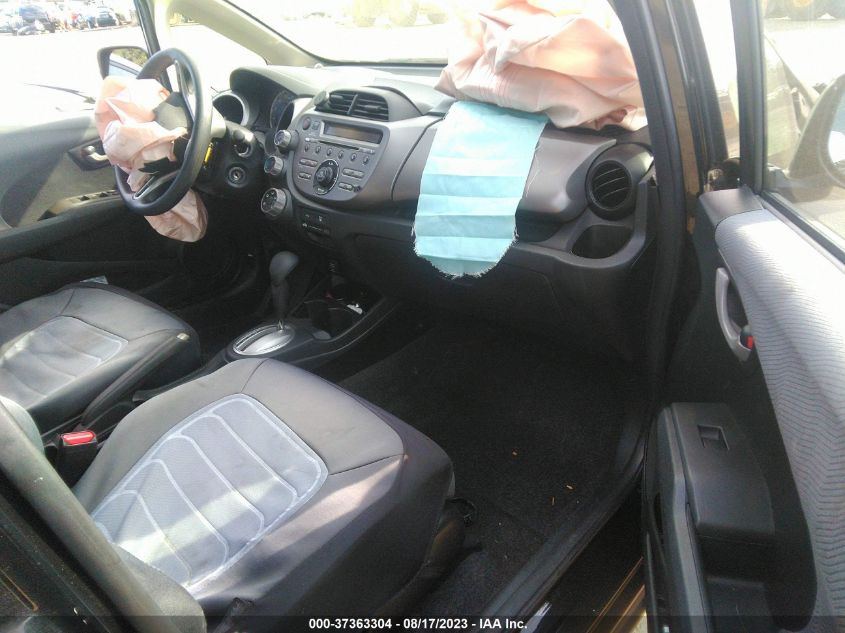 2013 HONDA FIT - JHMGE8H35DC083263