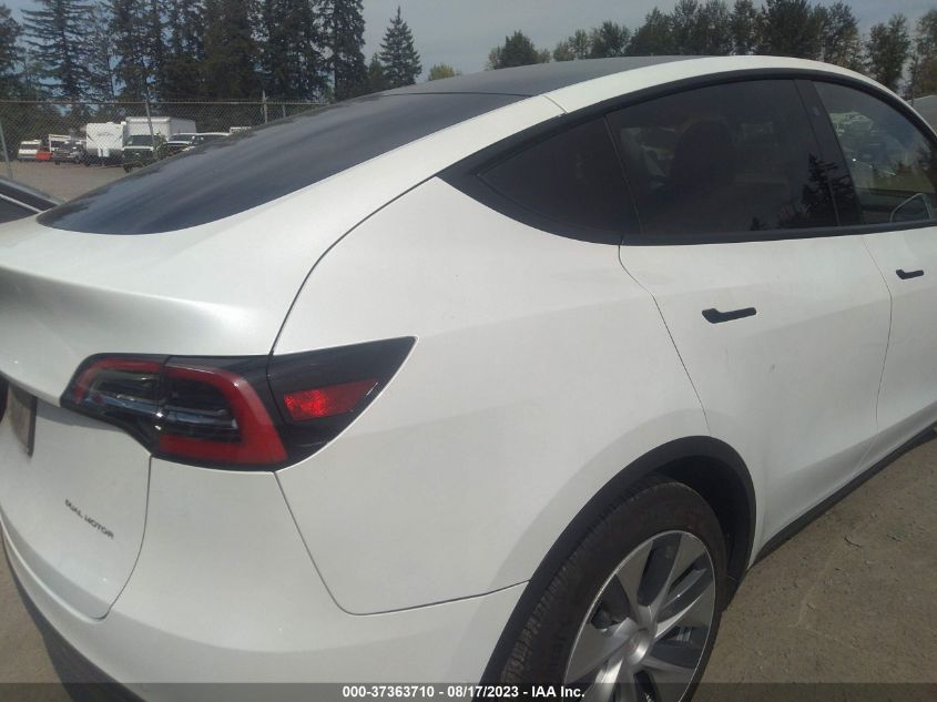 2020 TESLA MODEL Y LONG RANGE - 5YJYGDEE7LF024912
