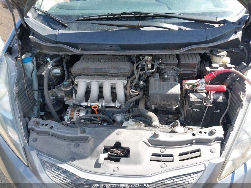 2013 HONDA FIT - JHMGE8H32DC002798
