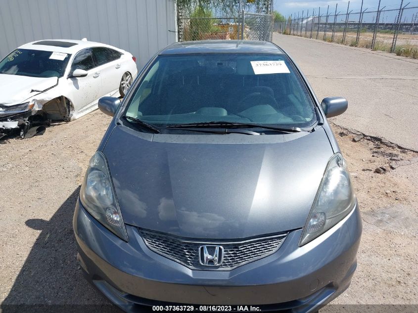 2013 HONDA FIT - JHMGE8H32DC002798