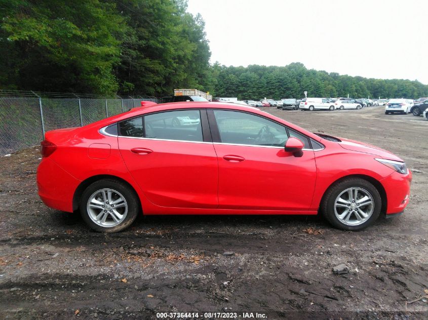 2018 CHEVROLET CRUZE LT - 1G1BE5SMXJ7175414