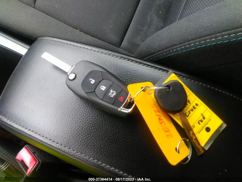 2018 CHEVROLET CRUZE LT - 1G1BE5SMXJ7175414