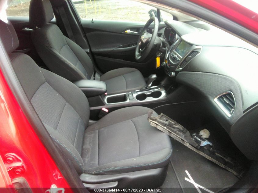 2018 CHEVROLET CRUZE LT - 1G1BE5SMXJ7175414