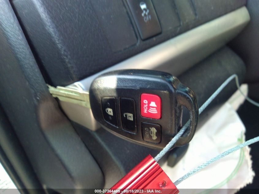 2017 TOYOTA CAMRY SE - 4T1BF1FK6HU437586