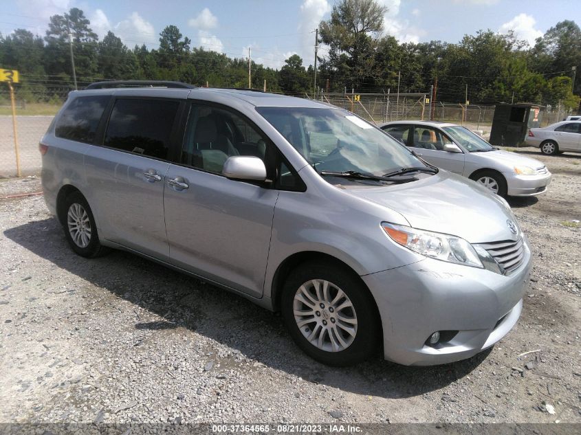 2016 TOYOTA SIENNA XLE - 5TDYK3DC6GS758760