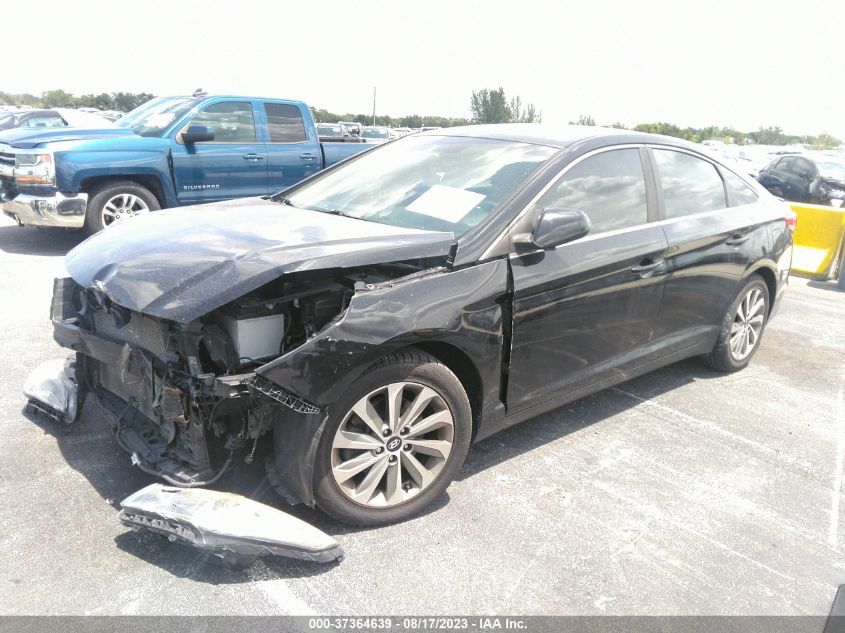 2015 HYUNDAI SONATA 2.4L SE - 5NPE24AF2FH015525