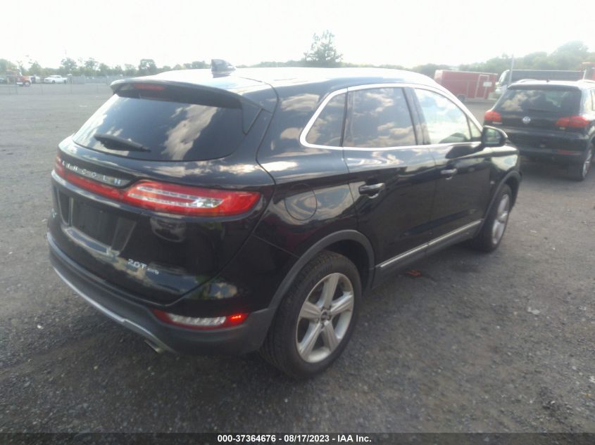2018 LINCOLN MKC PREMIERE - 5LMCJ1D93JUL28752