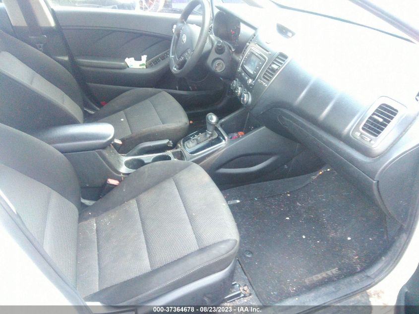2018 KIA FORTE LX - 3KPFK4A76JE272570