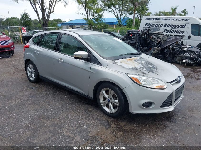 2014 FORD FOCUS SE - 1FADP3K24EL250902