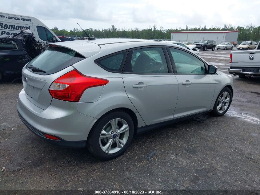 2014 FORD FOCUS SE - 1FADP3K24EL250902