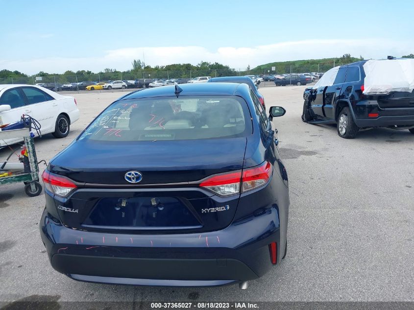 2022 TOYOTA COROLLA LE - JTDEAMDE4NJ055312